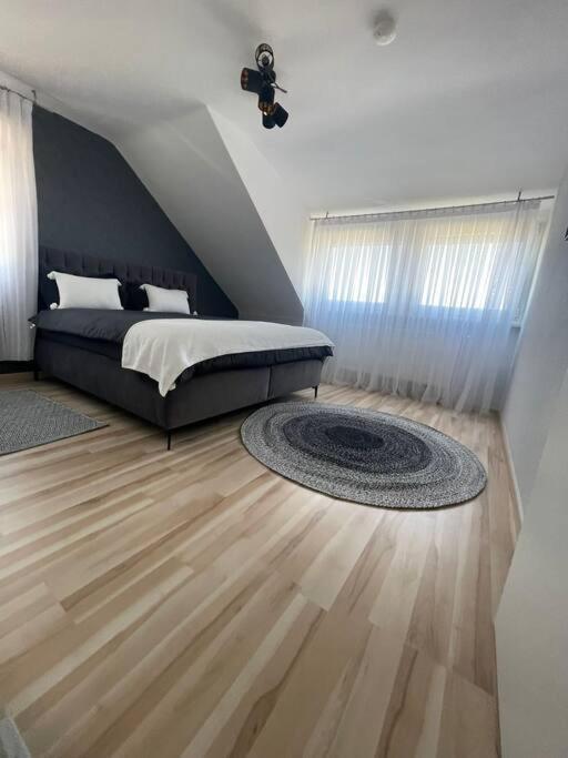 Ferienwohnung Marie Ruedesheim am Rhein Luaran gambar