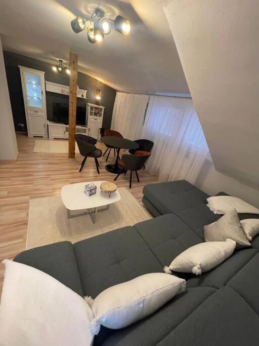 Ferienwohnung Marie Ruedesheim am Rhein Luaran gambar